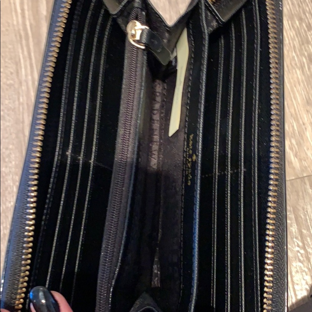 Kate Spade wallet - Picture 2 of 2